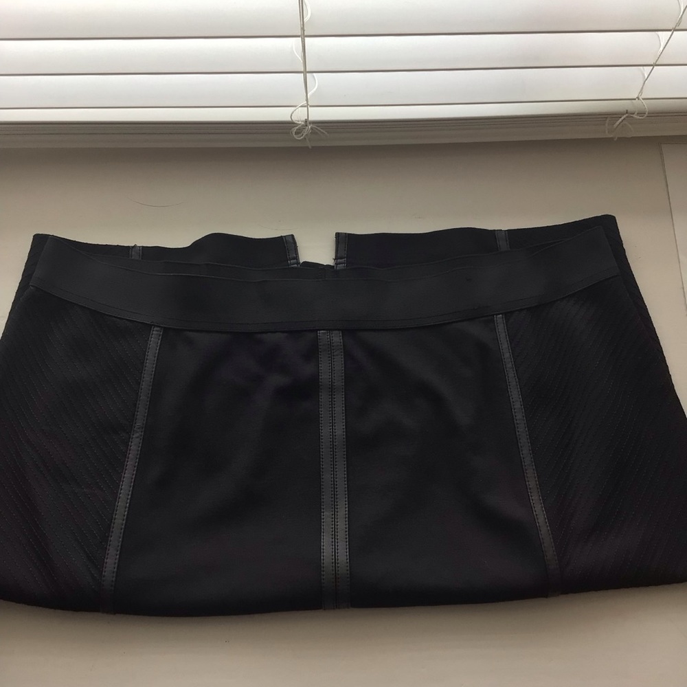 Multi textured pencil skirt Pictures do not do this skirt justice.